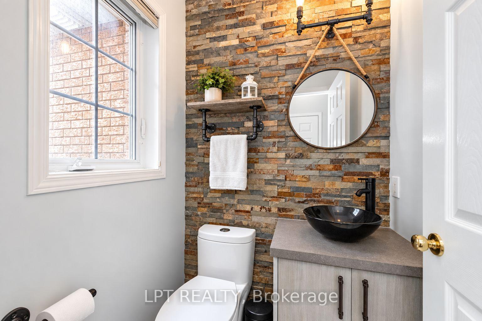 Photo 6 of 61 Tobermory Crescent, Ottawa, Kanata - Morgan's Grant/South March — HOMEH