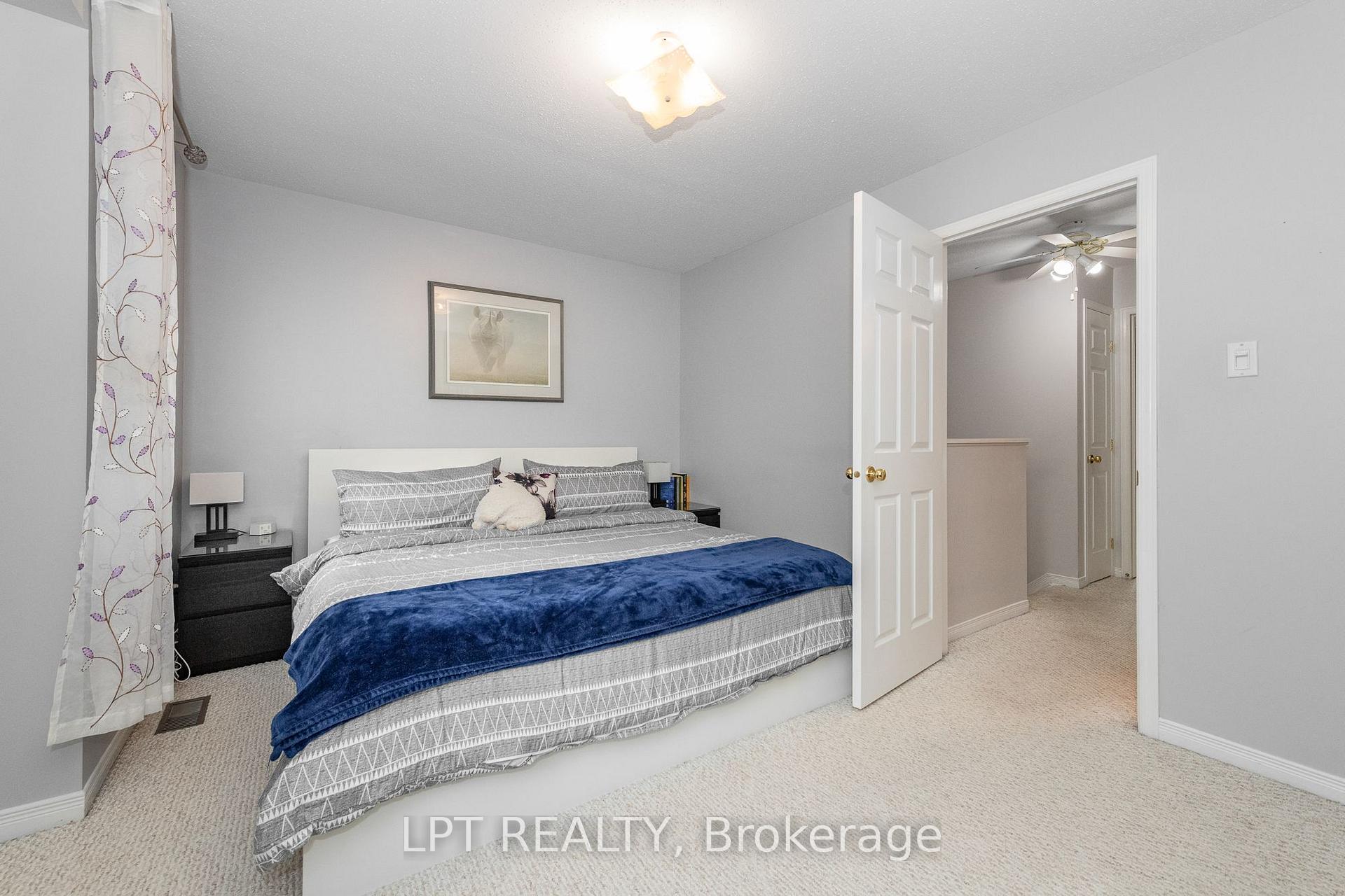 Photo 19 of 61 Tobermory Crescent, Ottawa, Kanata - Morgan's Grant/South March — HOMEH