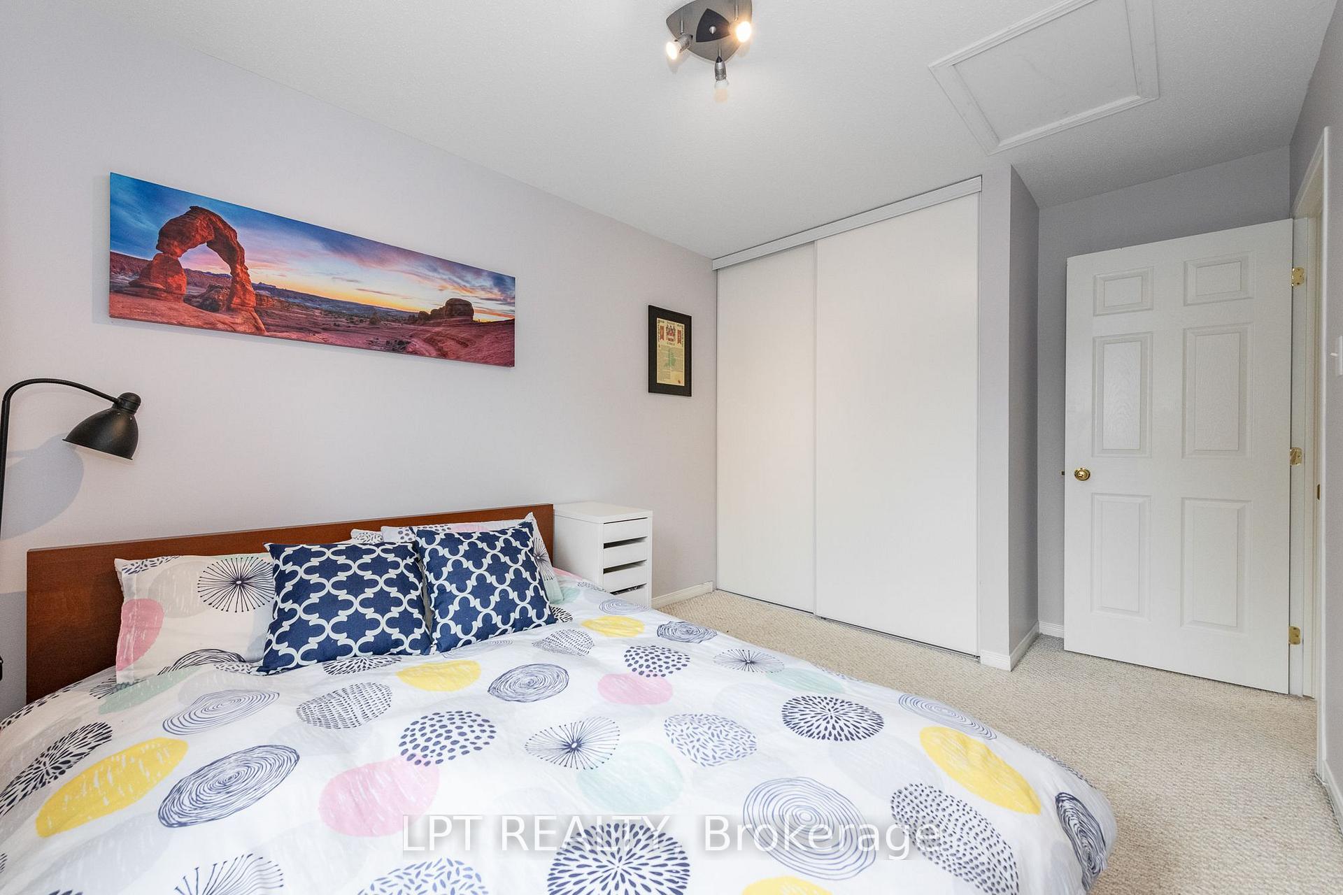 Photo 22 of 61 Tobermory Crescent, Ottawa, Kanata - Morgan's Grant/South March — HOMEH