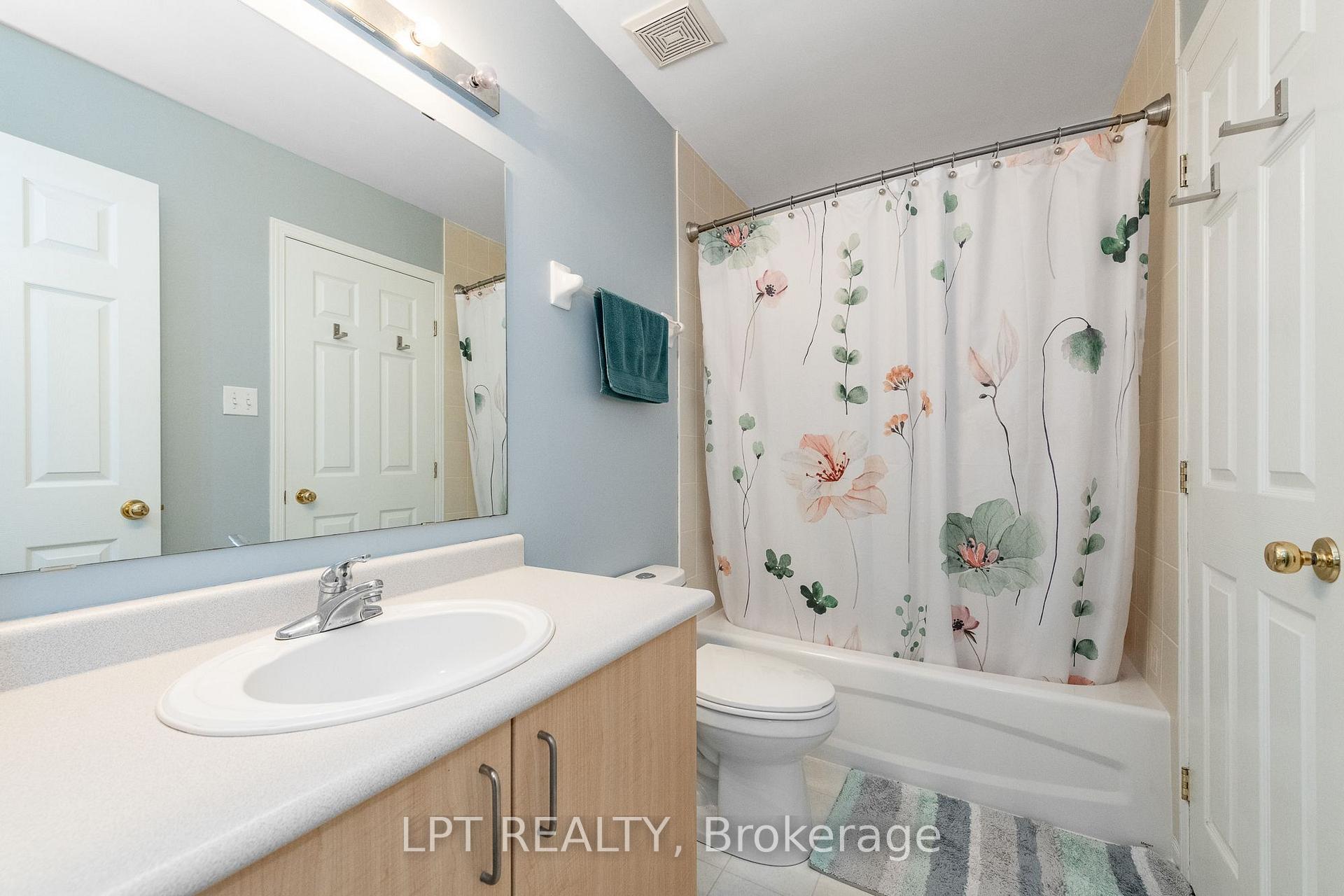 Photo 23 of 61 Tobermory Crescent, Ottawa, Kanata - Morgan's Grant/South March — HOMEH