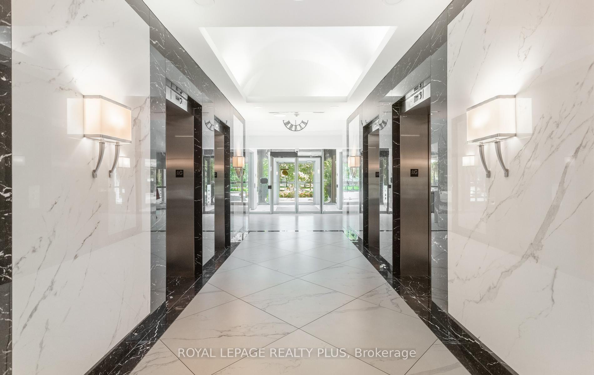 Photo 3 of Unit 1908, 45 Kingsbridge Garden Circle, Mississauga, Hurontario — HOMEH