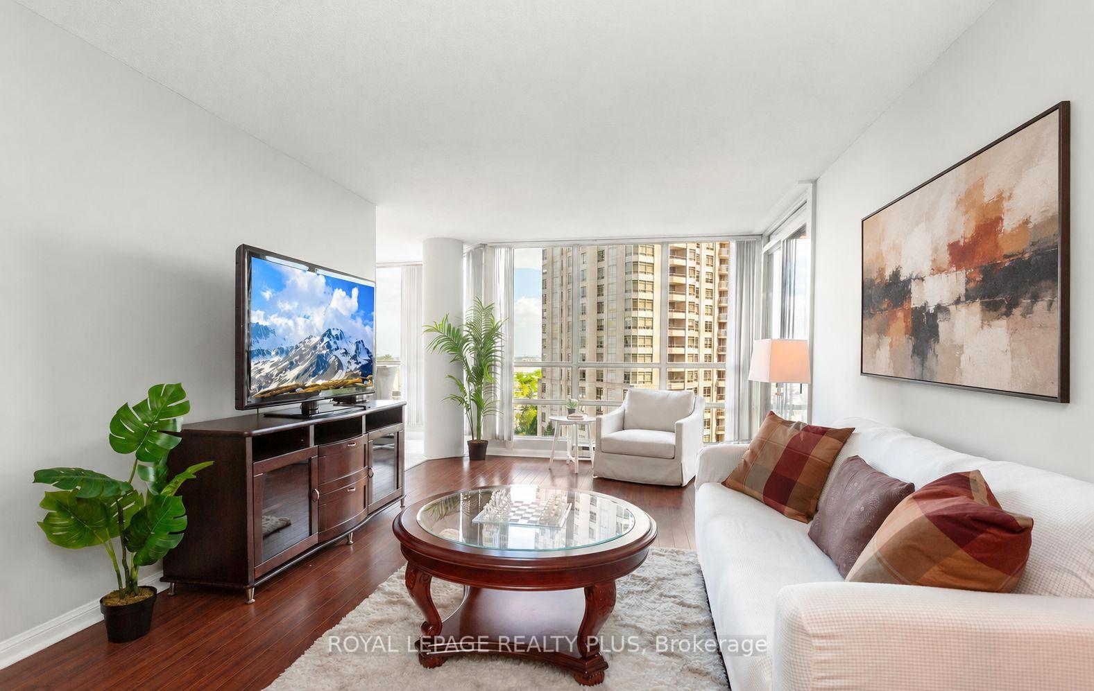 Photo 7 of Unit 1908, 45 Kingsbridge Garden Circle, Mississauga, Hurontario — HOMEH