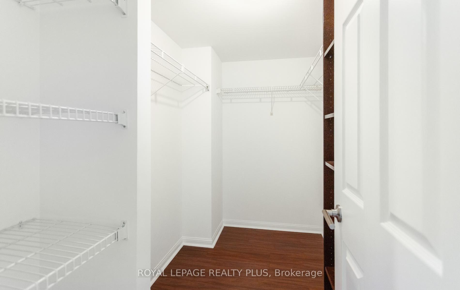 Photo 21 of Unit 1908, 45 Kingsbridge Garden Circle, Mississauga, Hurontario — HOMEH