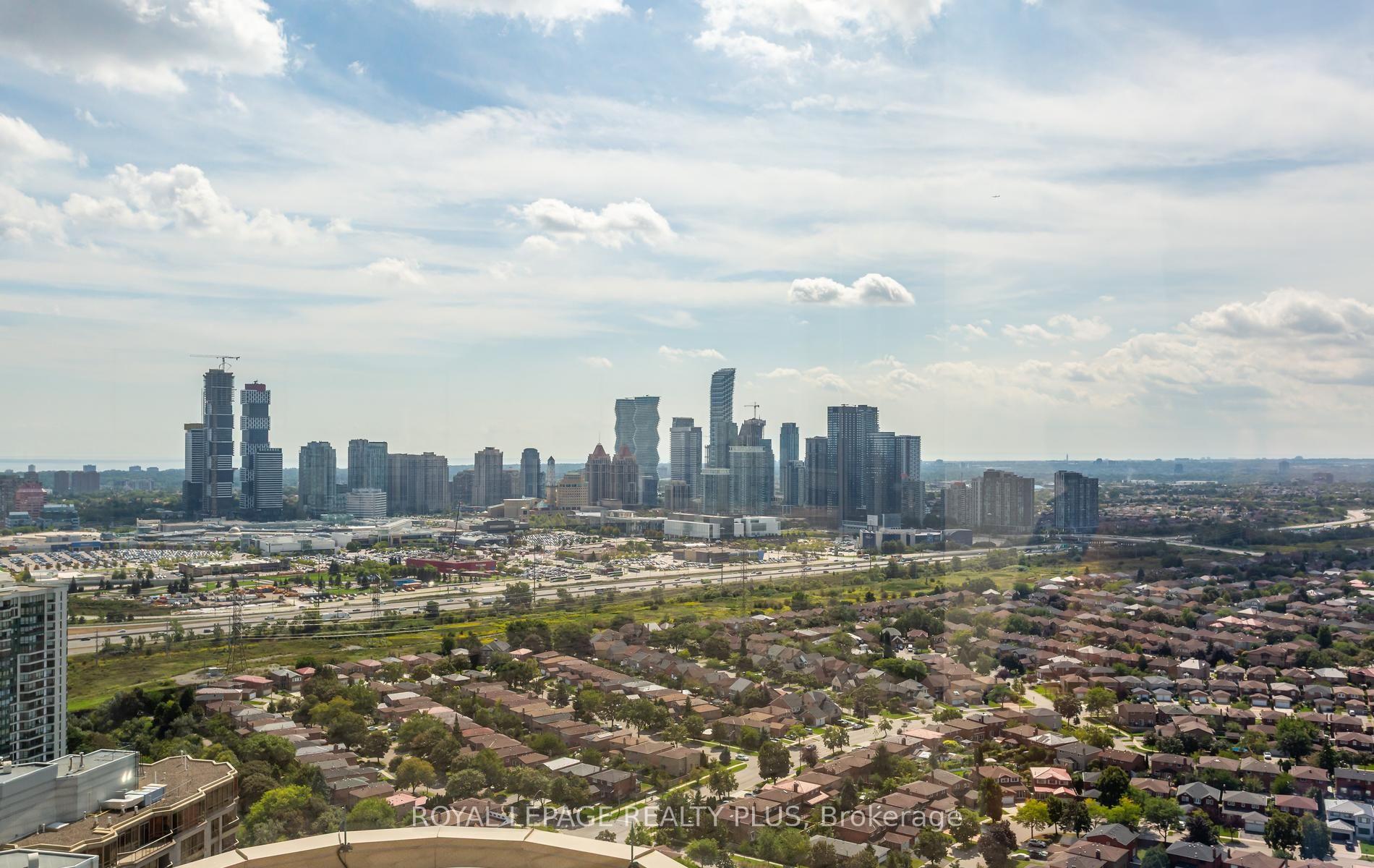 Photo 33 of Unit 1908, 45 Kingsbridge Garden Circle, Mississauga, Hurontario — HOMEH