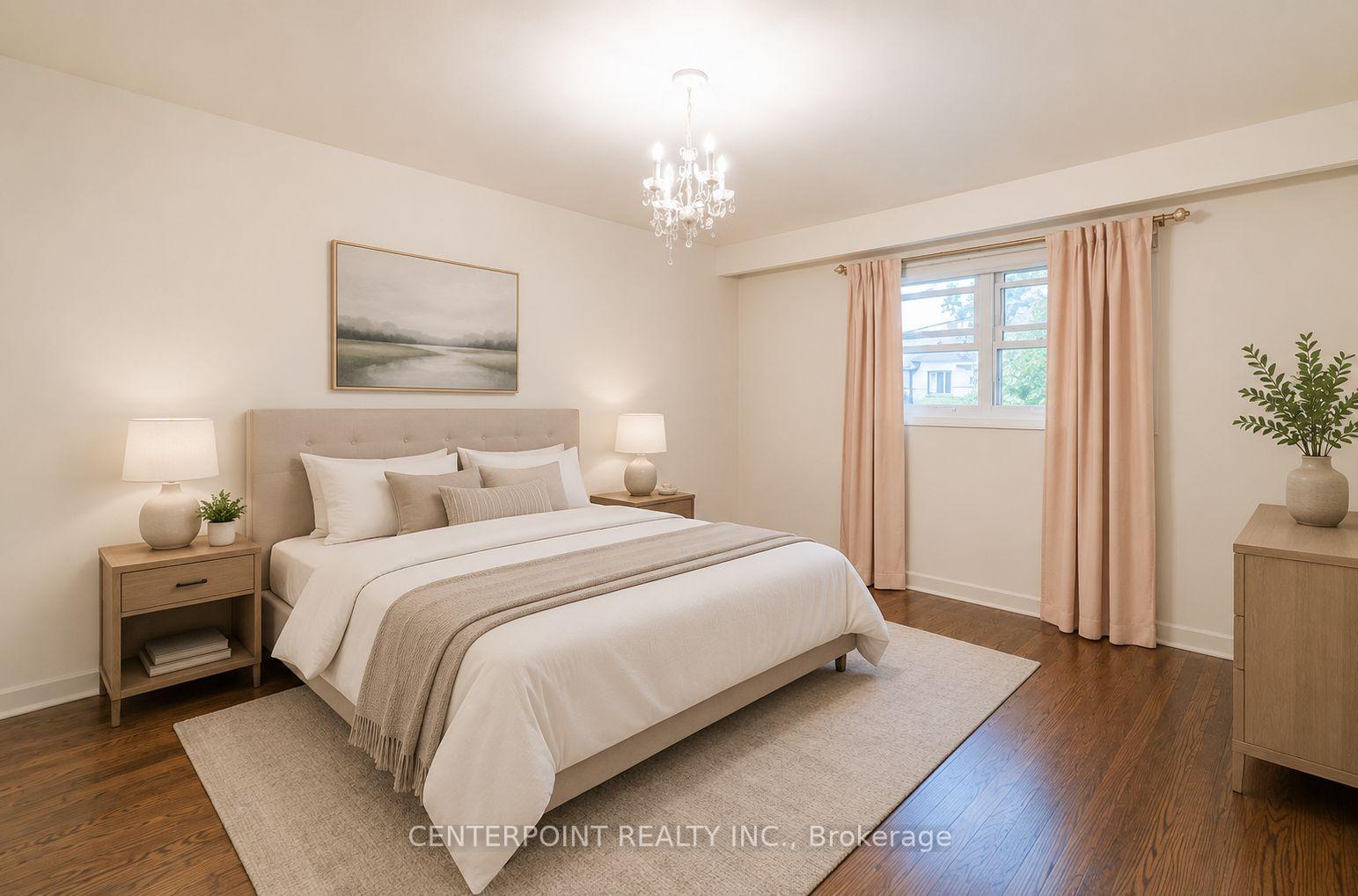 Photo 14 of 7 Elliott Avenue, Etobicoke, Kingsway South — HOMEH