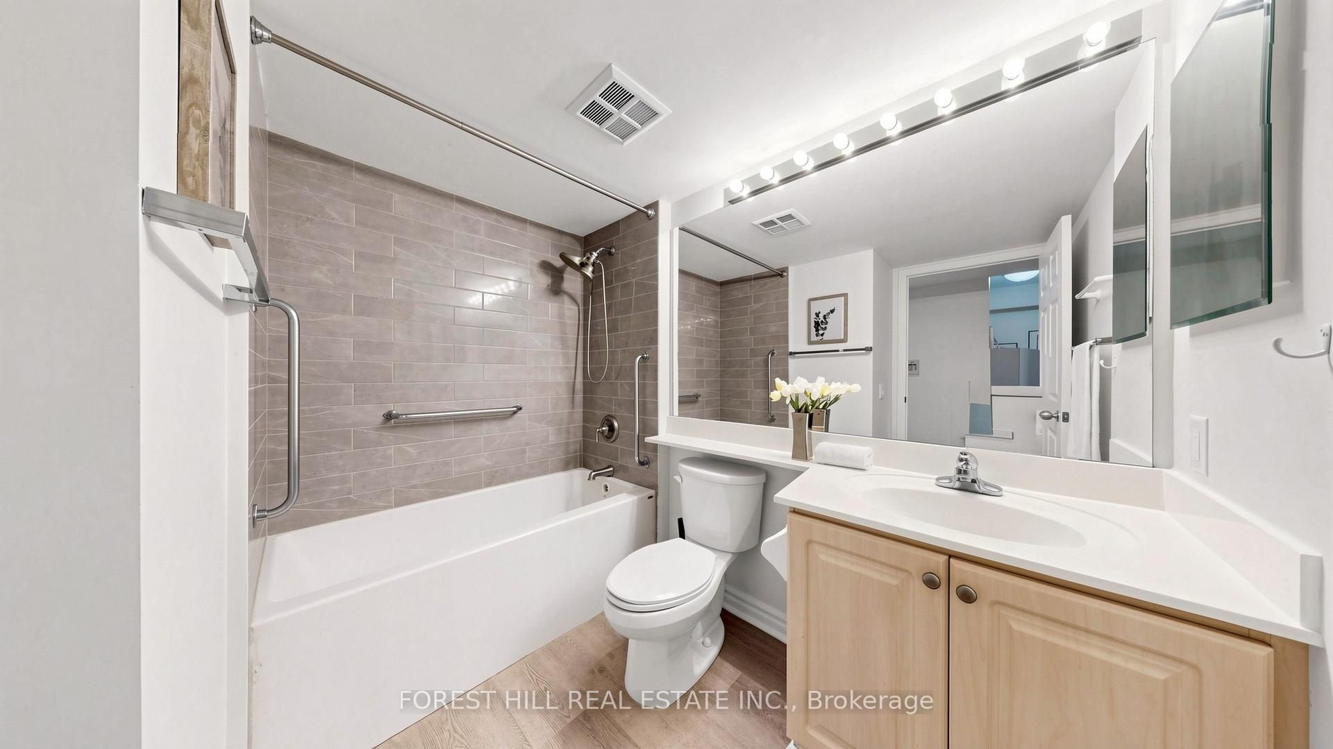 Photo 14 of Unit 703, 153 Beecroft Road, North York, Lansing-Westgate — HOMEH