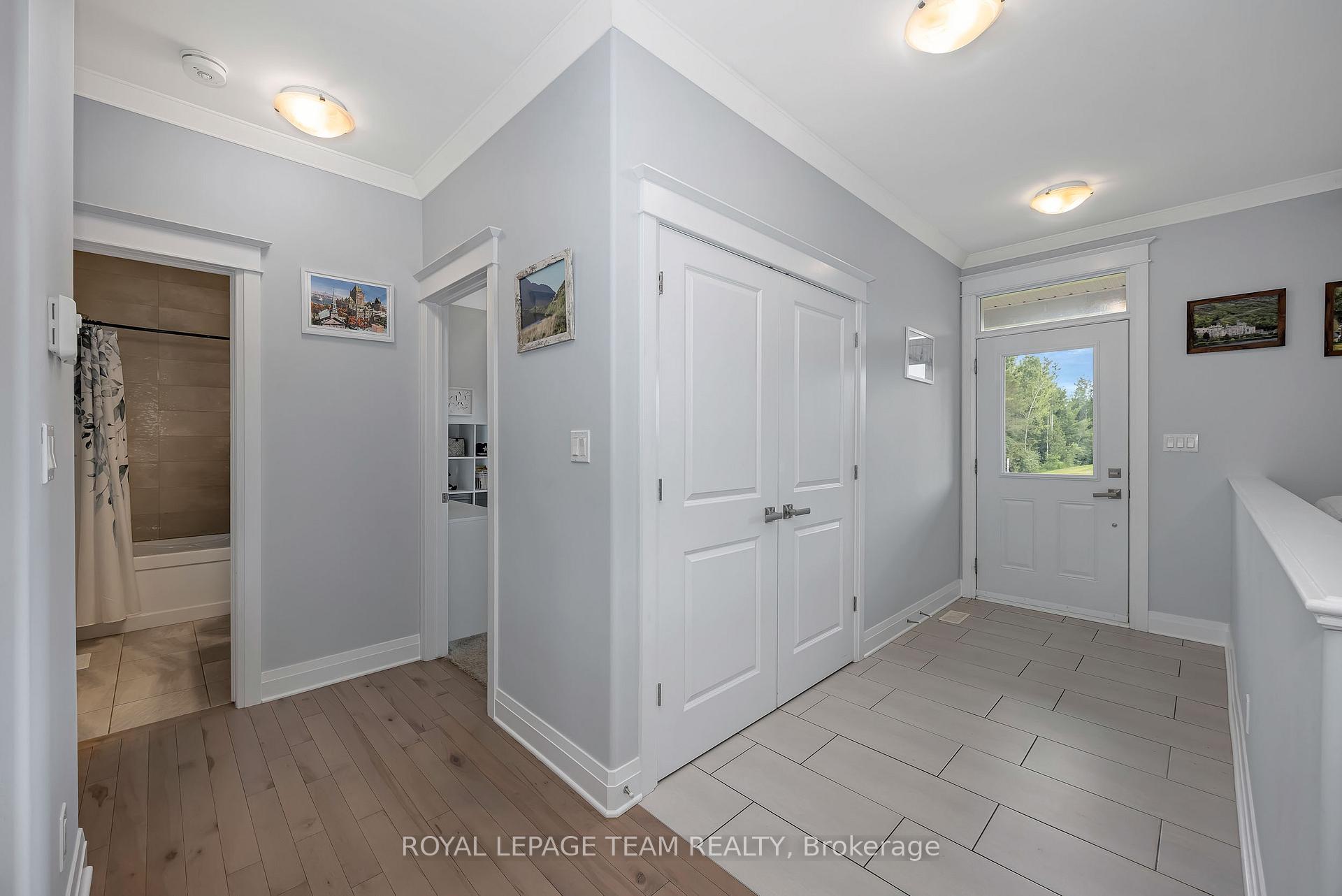 Photo 4 of 101 Stirling Crescent, North Grenville, North Grenville Twp (Kemptville East) — HOMEH