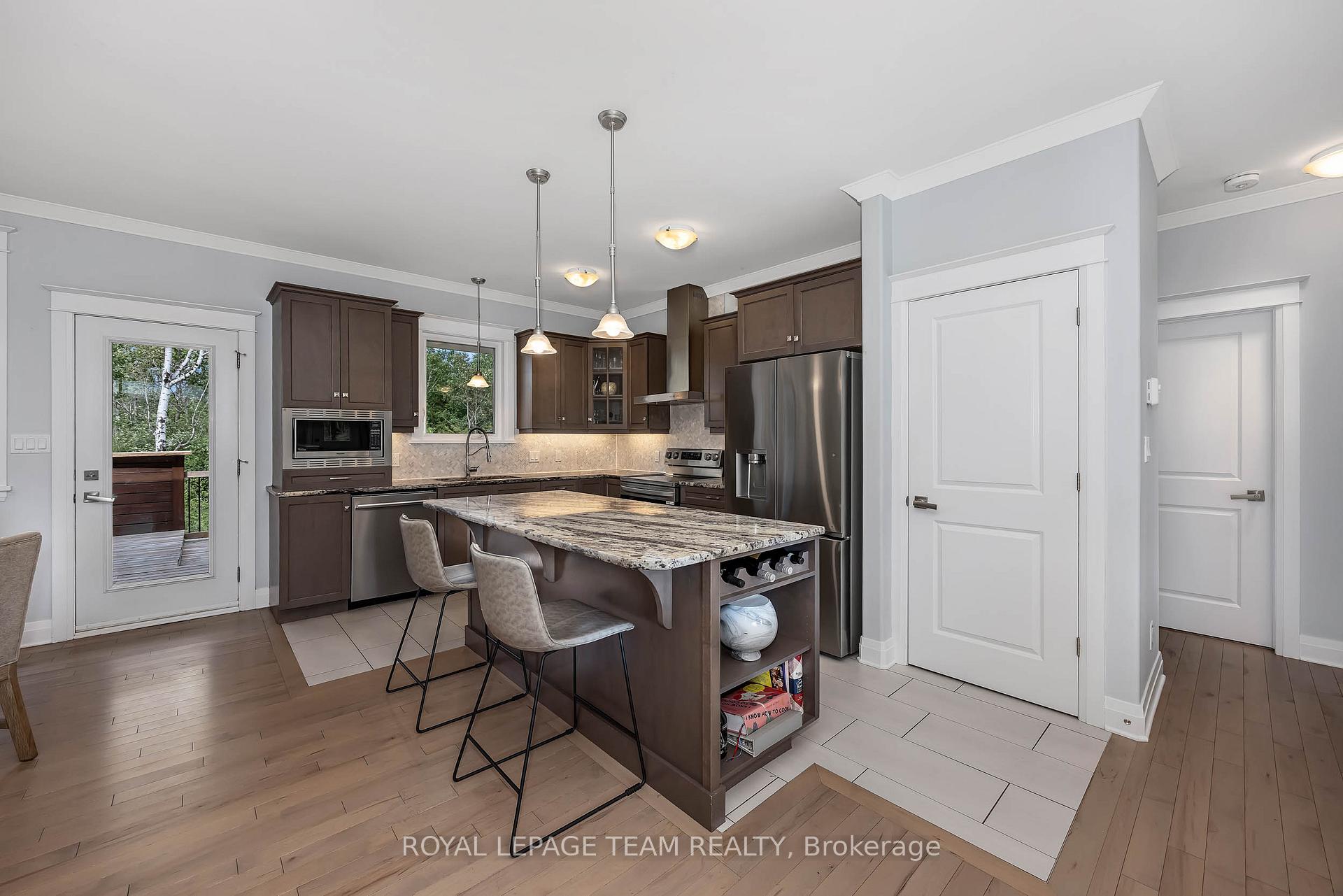Photo 8 of 101 Stirling Crescent, North Grenville, North Grenville Twp (Kemptville East) — HOMEH