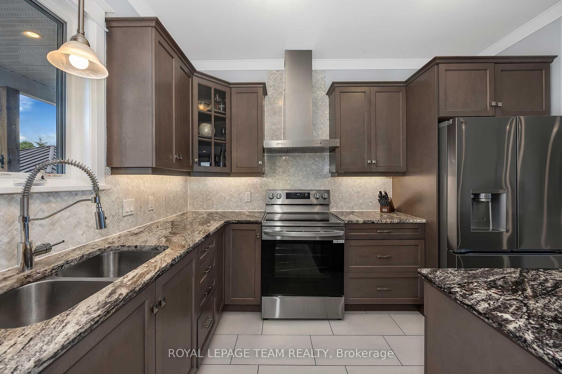 Photo 11 of 101 Stirling Crescent, North Grenville, North Grenville Twp (Kemptville East) — HOMEH