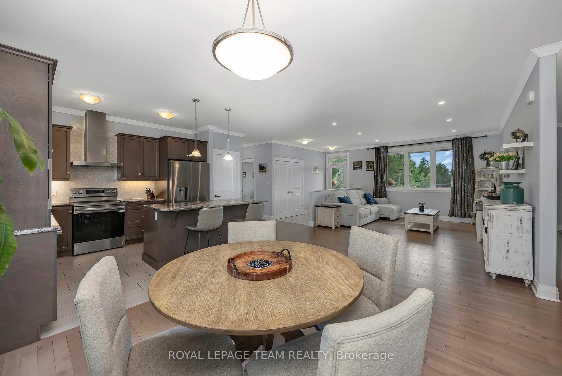 Photo 16 of 101 Stirling Crescent, North Grenville, North Grenville Twp (Kemptville East) — HOMEH