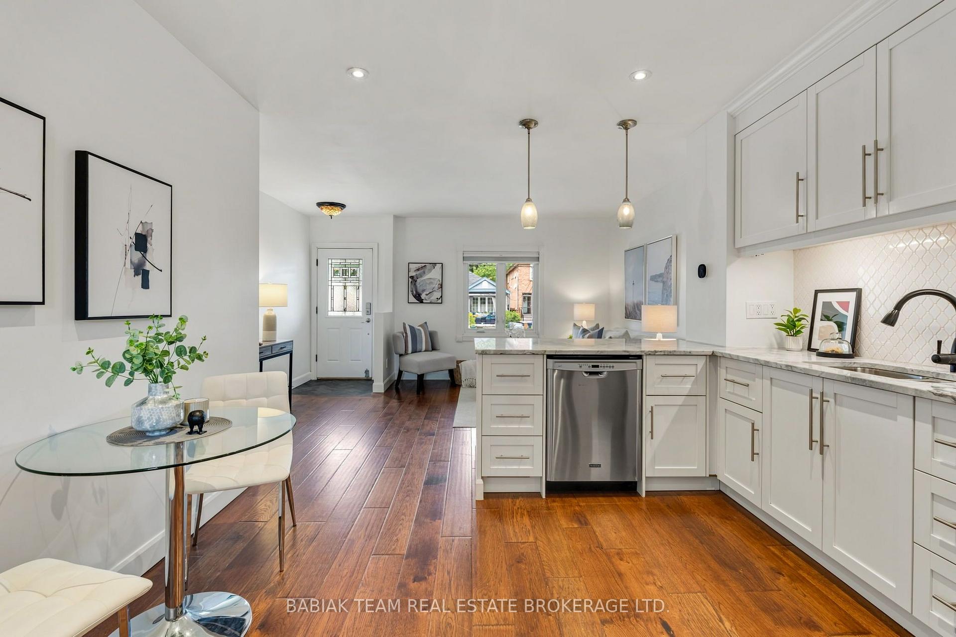 Photo 14 of 57 Avon Avenue, Toronto, Rockcliffe-Smythe — HOMEH