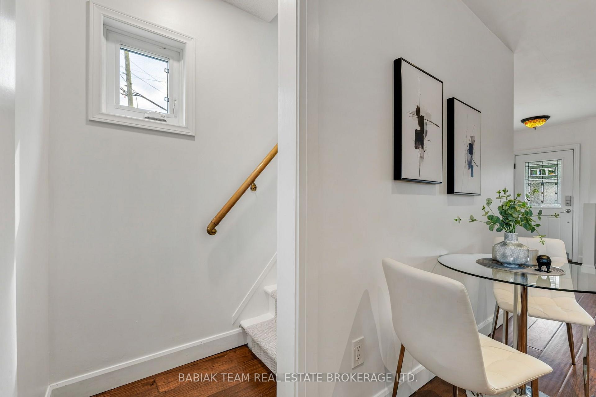 Photo 16 of 57 Avon Avenue, Toronto, Rockcliffe-Smythe — HOMEH