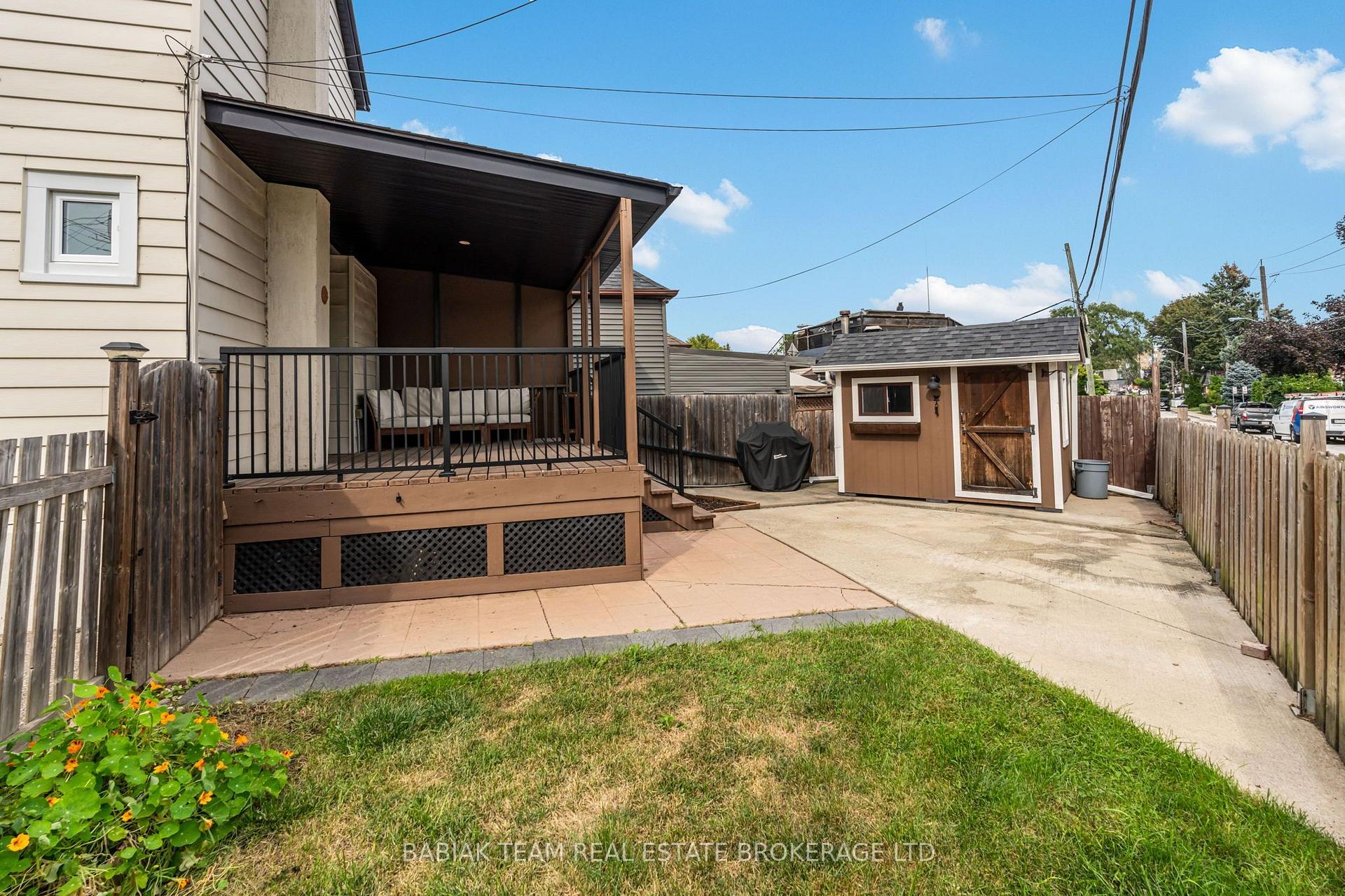 Photo 31 of 57 Avon Avenue, Toronto, Rockcliffe-Smythe — HOMEH