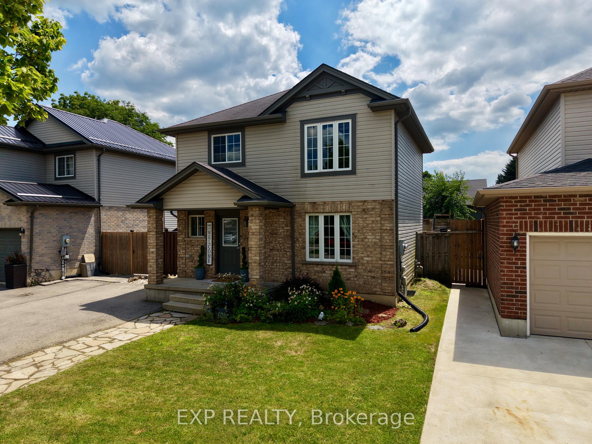 Photo 3 of 608 Highview Drive, St. Thomas — HOMEH