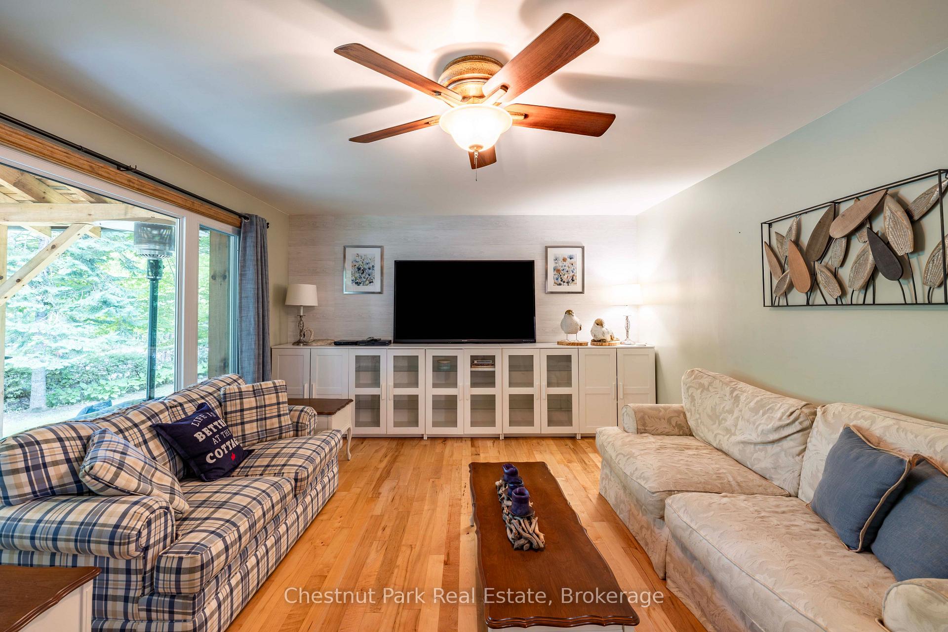 Photo 10 of 622454 Sideroad 7, Chatsworth — HOMEH