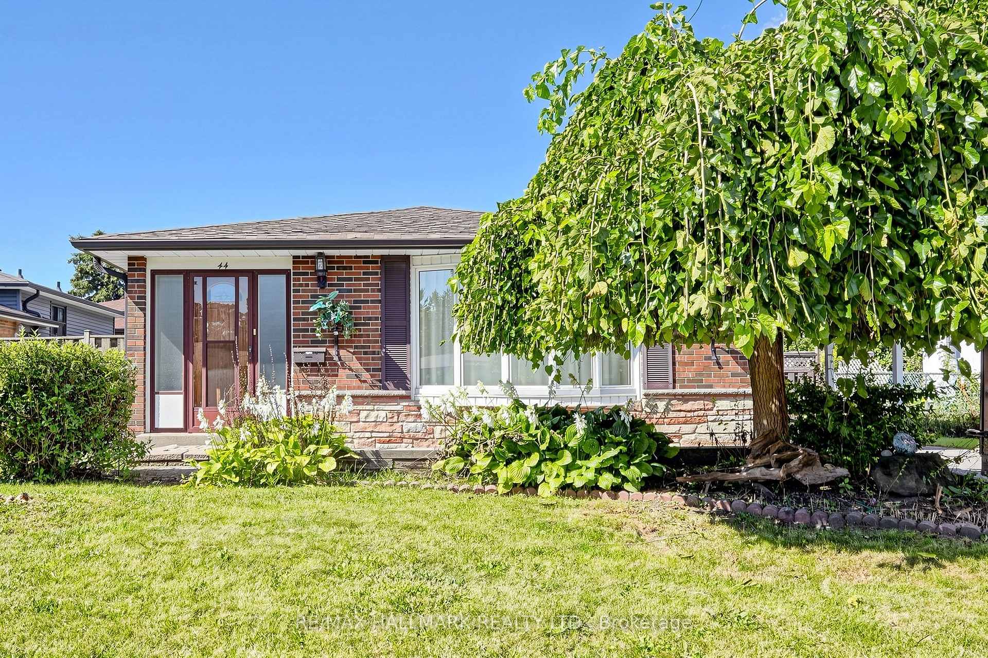 Photo 6 of 44 Bryant Road, Ajax, South East — HOMEH