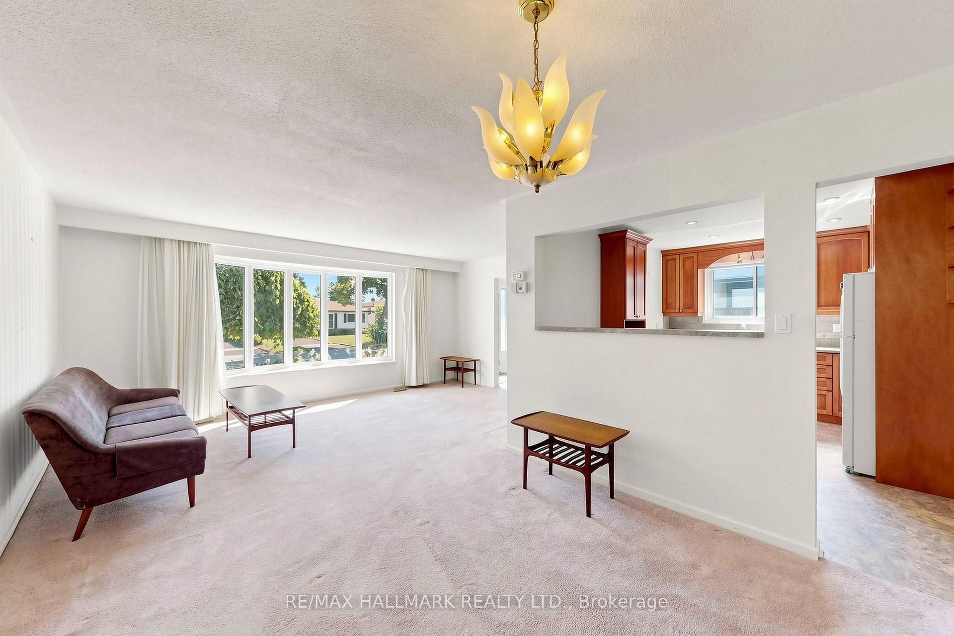 Photo 10 of 44 Bryant Road, Ajax, South East — HOMEH