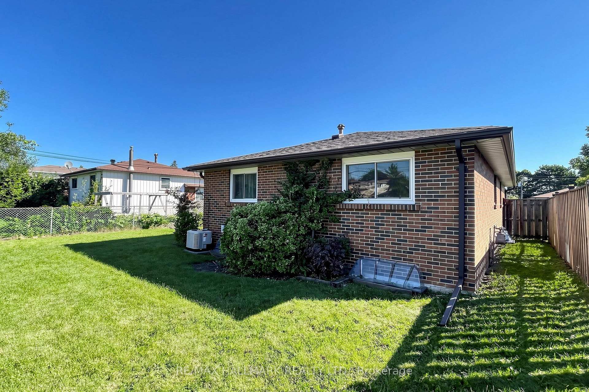 Photo 51 of 44 Bryant Road, Ajax, South East — HOMEH