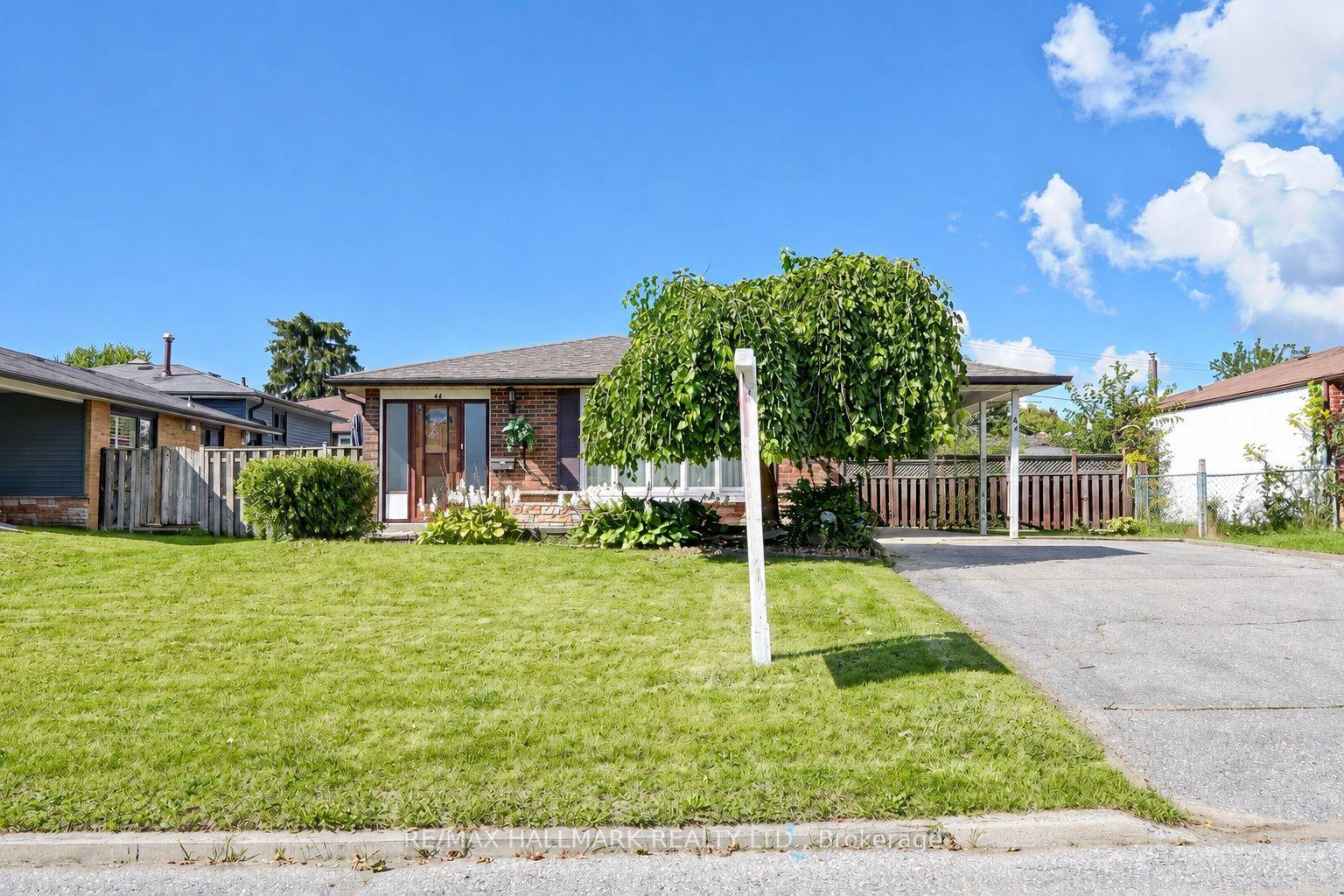 Photo 4 of 44 Bryant Road, Ajax, South East — HOMEH