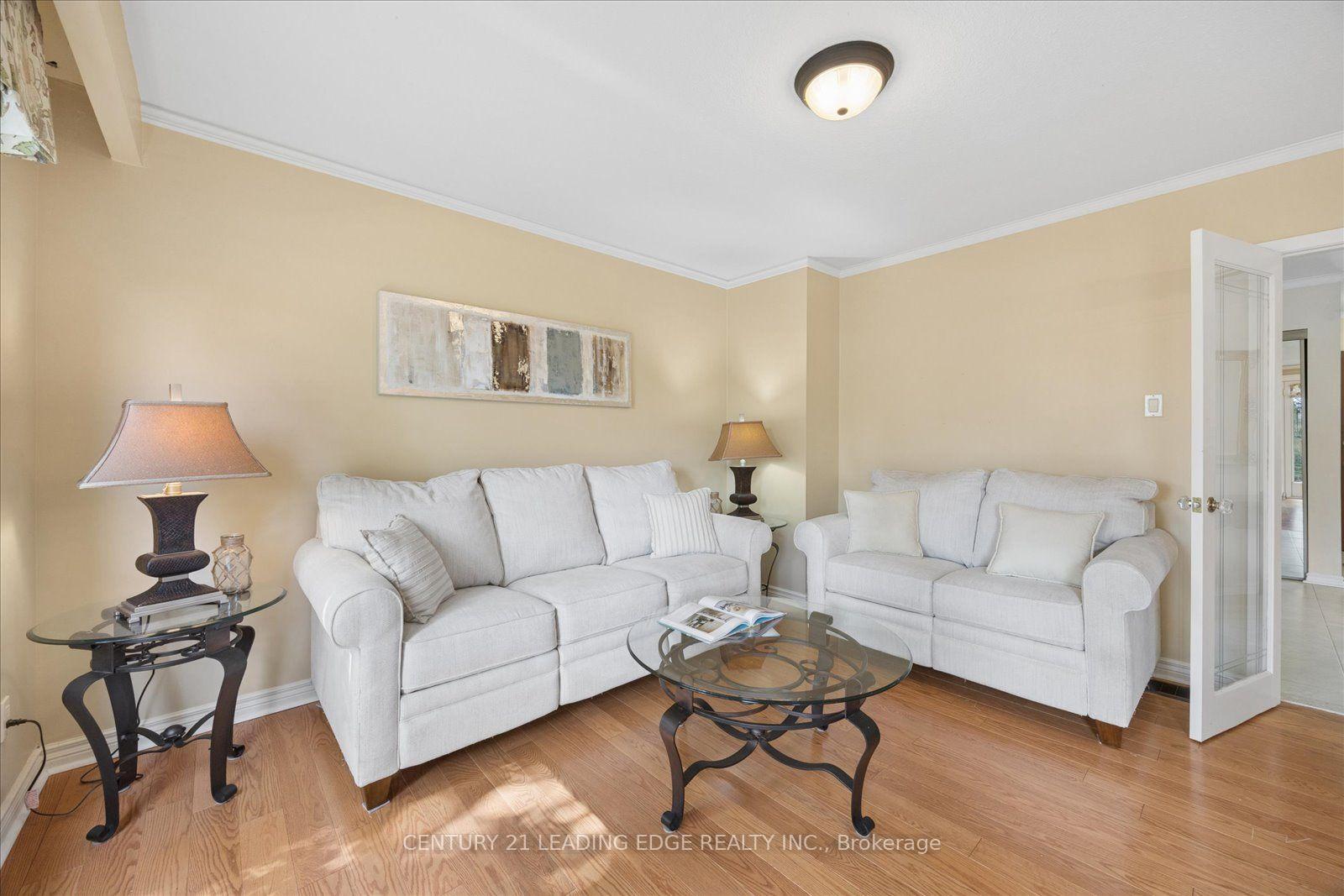 Photo 15 of 91 Glenstroke Drive, Scarborough, Agincourt South-Malvern West — HOMEH