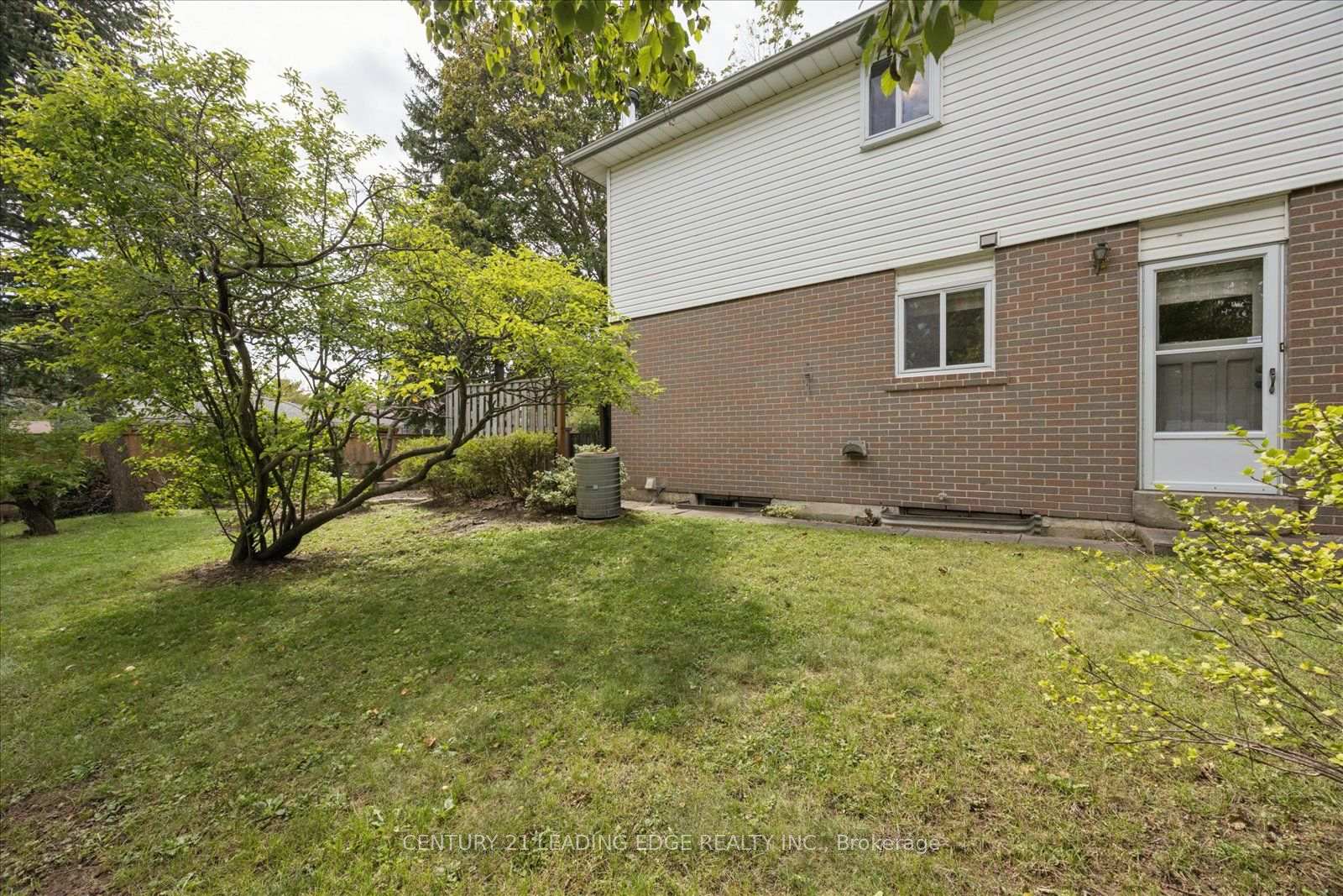 Photo 35 of 91 Glenstroke Drive, Scarborough, Agincourt South-Malvern West — HOMEH