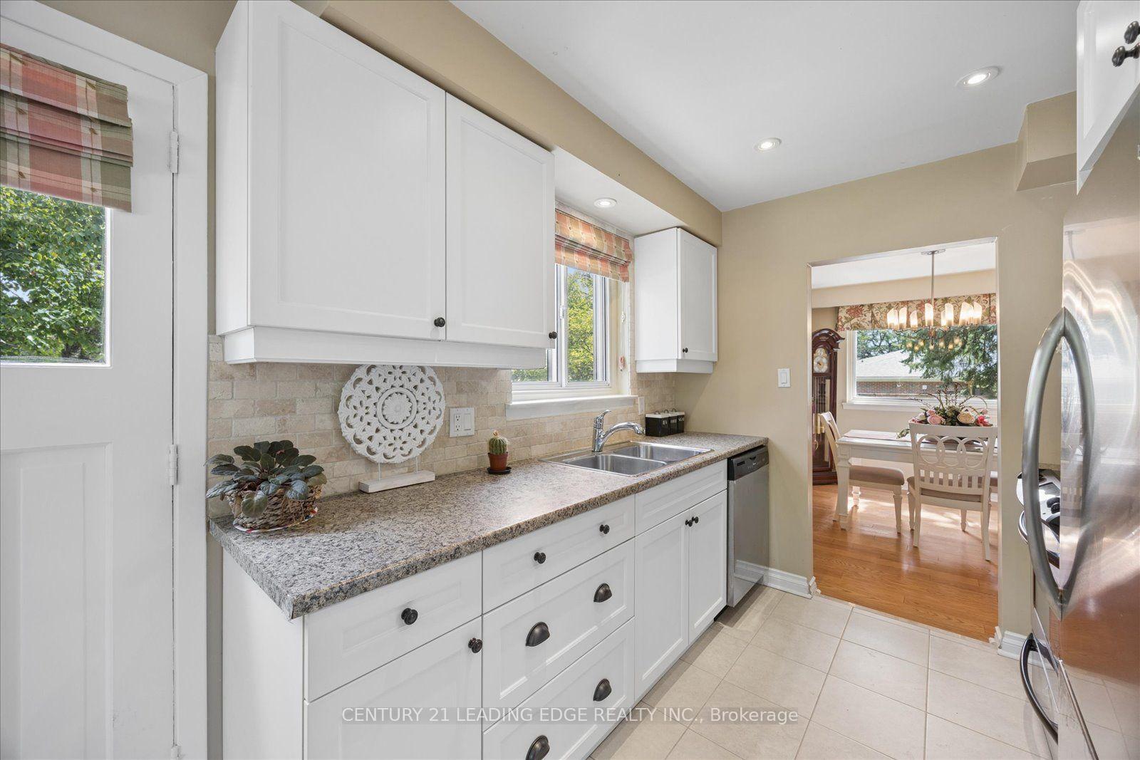 Photo 41 of 91 Glenstroke Drive, Scarborough, Agincourt South-Malvern West — HOMEH