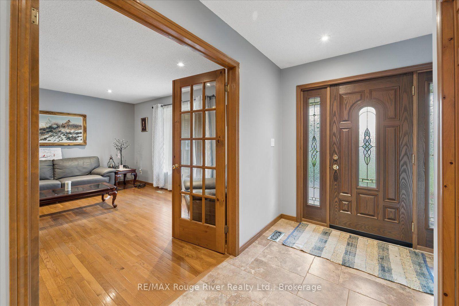 Photo 9 of 35 Royal Estate Drive, Kawartha Lakes, Pontypool — HOMEH