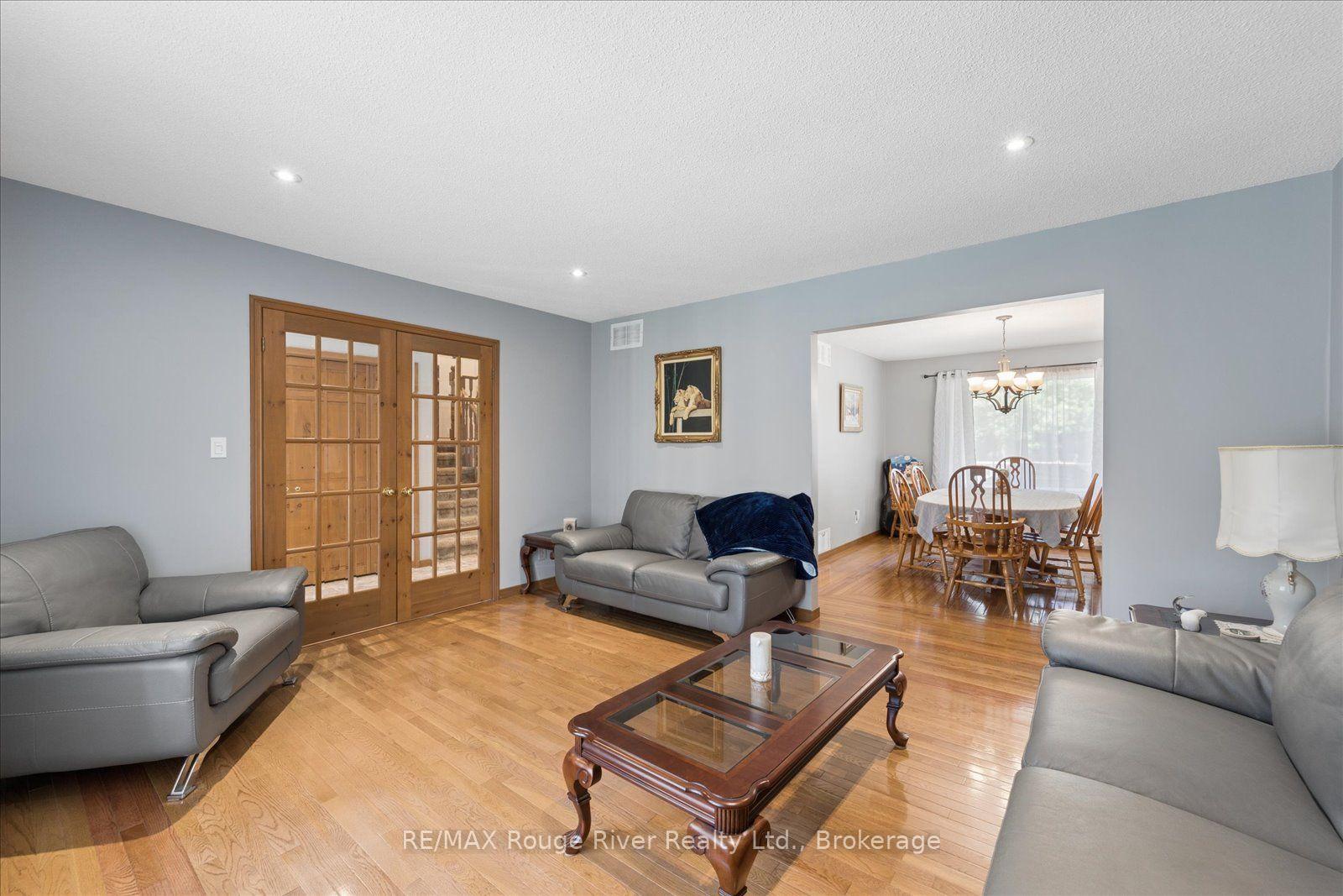 Photo 12 of 35 Royal Estate Drive, Kawartha Lakes, Pontypool — HOMEH