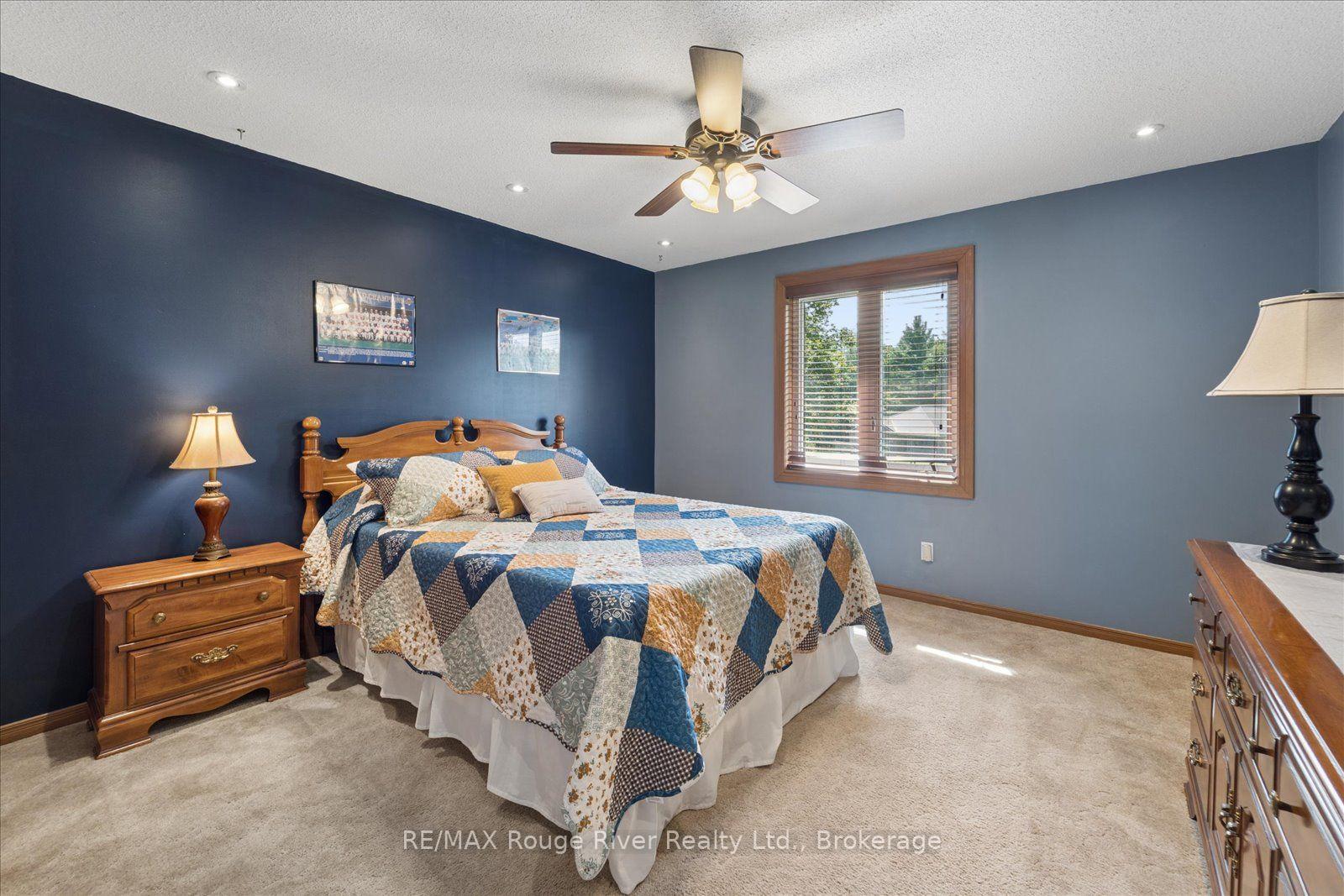 Photo 22 of 35 Royal Estate Drive, Kawartha Lakes, Pontypool — HOMEH