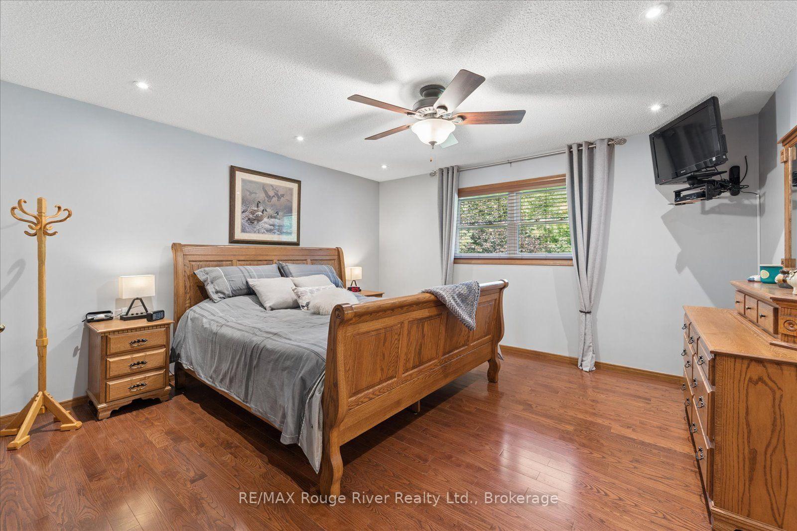 Photo 26 of 35 Royal Estate Drive, Kawartha Lakes, Pontypool — HOMEH