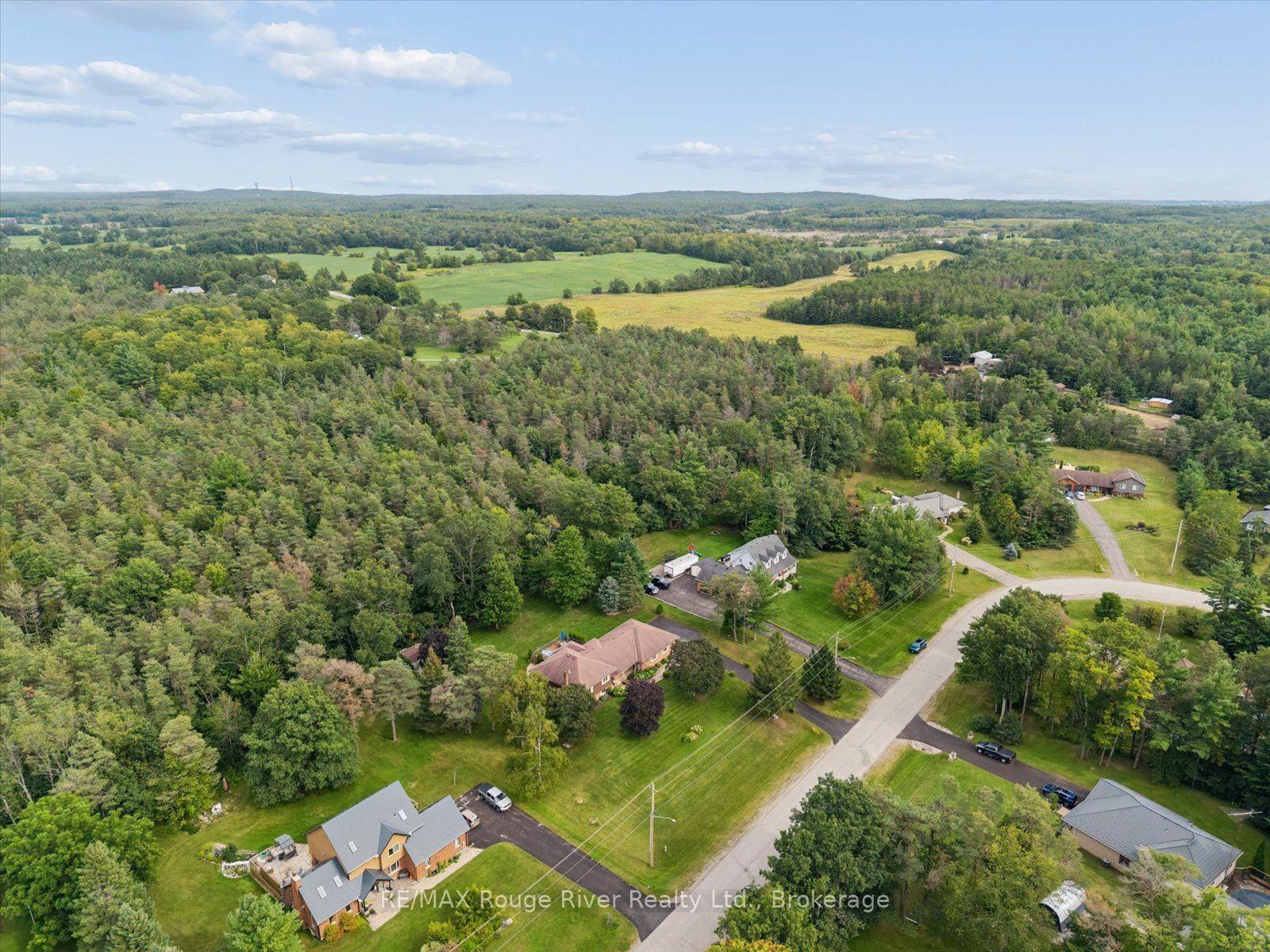 Photo 49 of 35 Royal Estate Drive, Kawartha Lakes, Pontypool — HOMEH