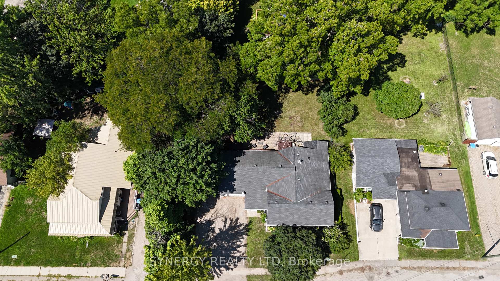 Photo 6 of 43 Canaan Street, Strathroy-Caradoc, SE — HOMEH