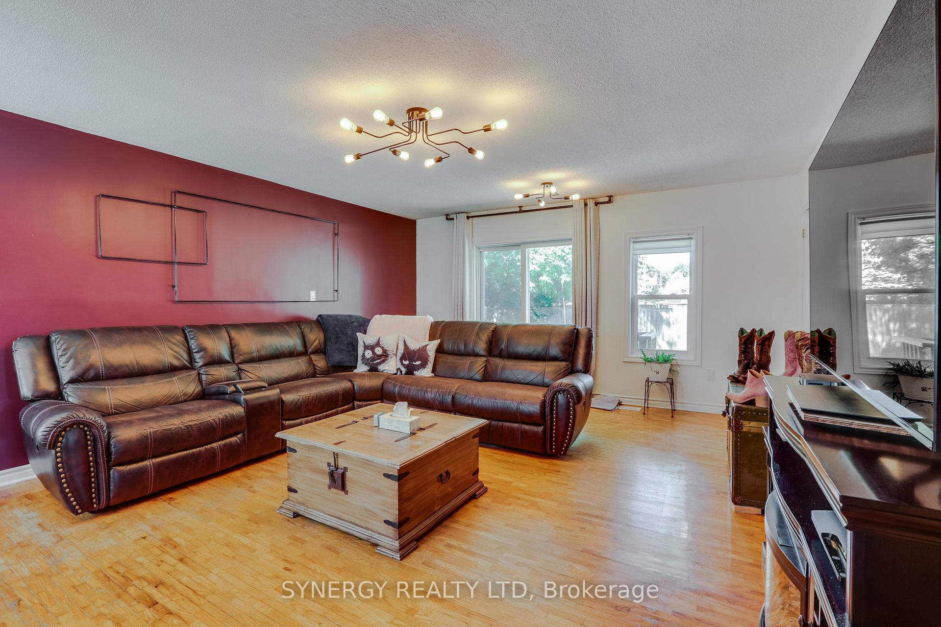 Photo 9 of 43 Canaan Street, Strathroy-Caradoc, SE — HOMEH
