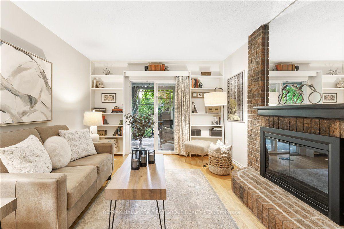 Photo 7 of 1159 Pebblestone Crescent, Pickering, Liverpool — HOMEH