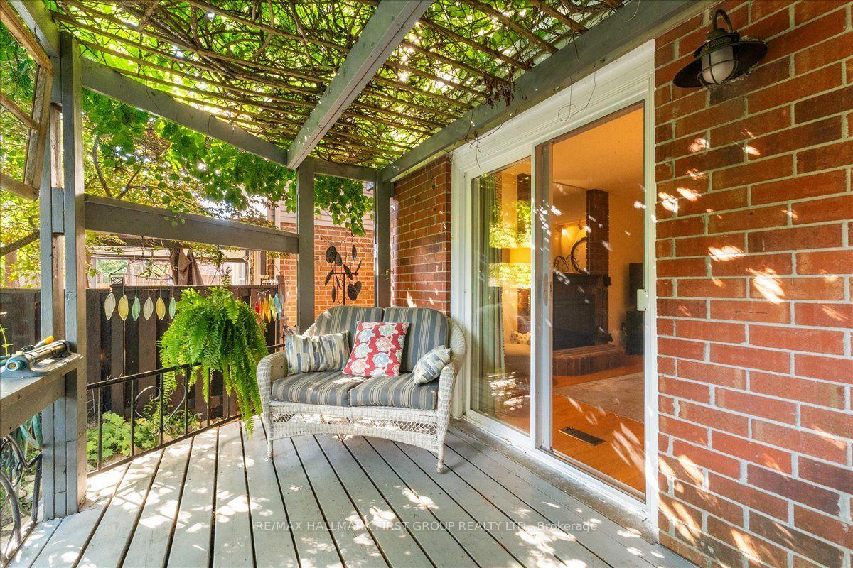 Photo 32 of 1159 Pebblestone Crescent, Pickering, Liverpool — HOMEH