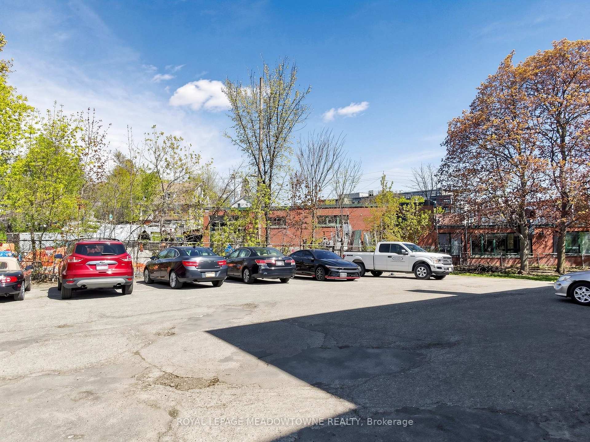 Photo 43 of Unit 5, 70 Mill Street, Halton Hills, Georgetown — HOMEH