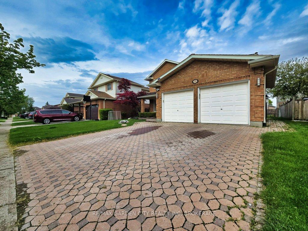 Photo of 20 Consiglia Drive