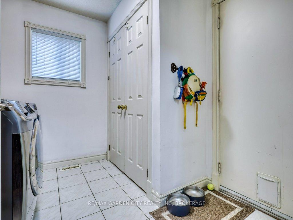 Photo 31 of 20 Consiglia Drive, St. Catharines, Rykert/Vansickle — HOMEH