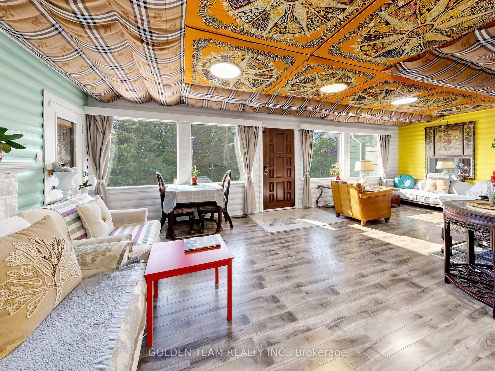 Photo 6 of 242 Ridge Road, Aurora, Aurora Estates — HOMEH