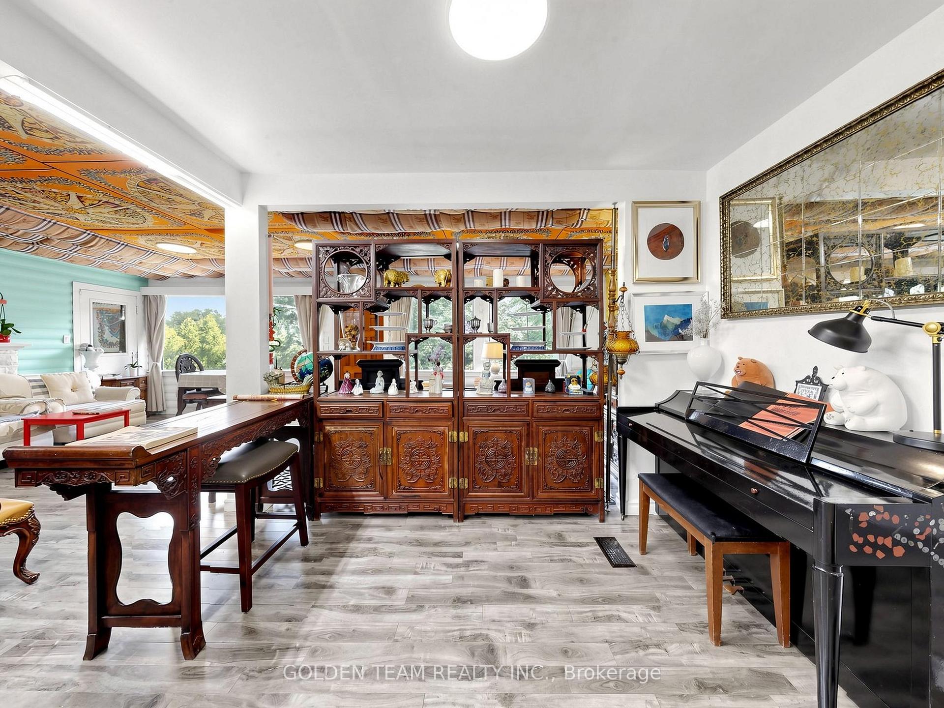 Photo 9 of 242 Ridge Road, Aurora, Aurora Estates — HOMEH