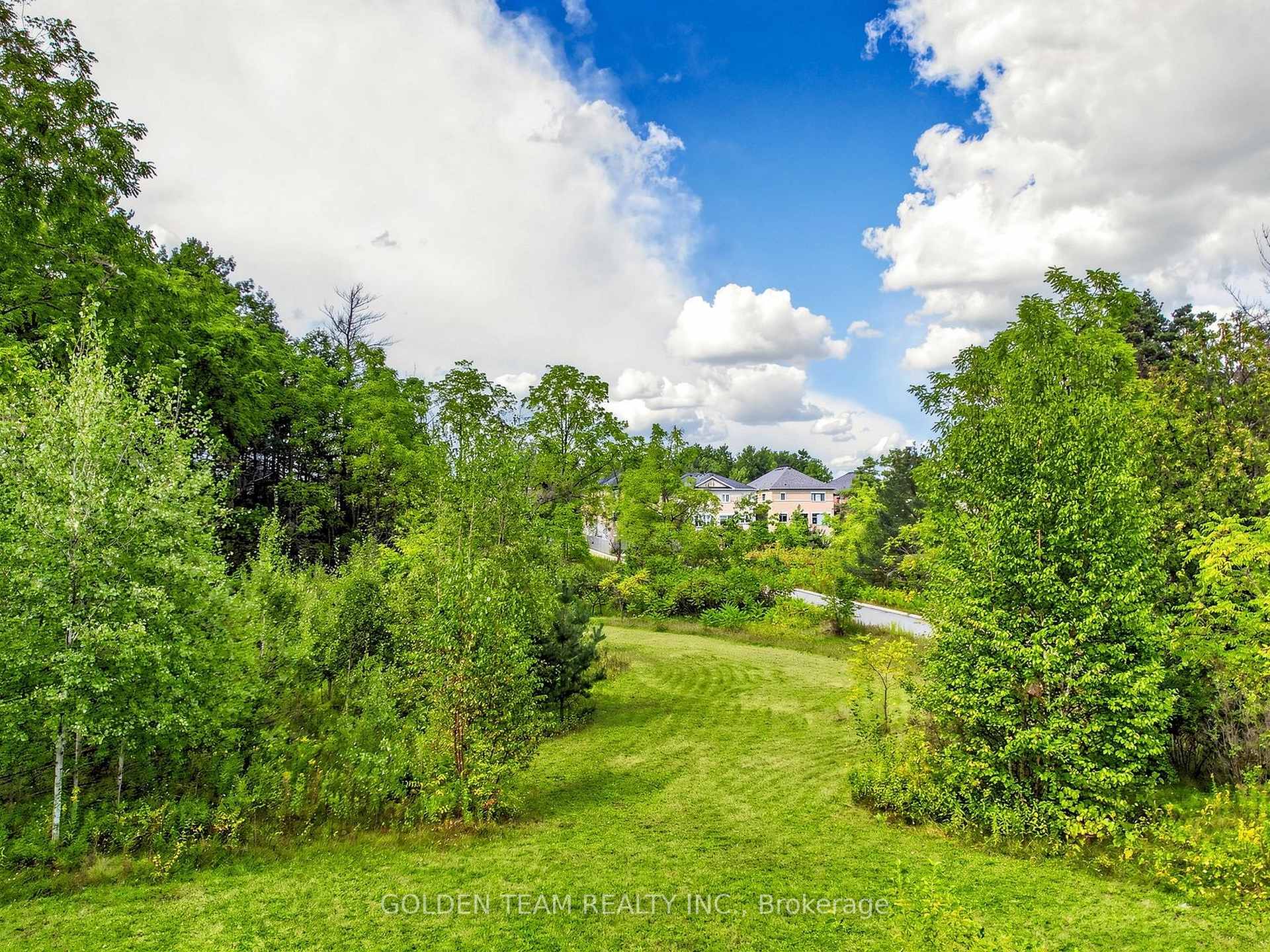 Photo 39 of 242 Ridge Road, Aurora, Aurora Estates — HOMEH
