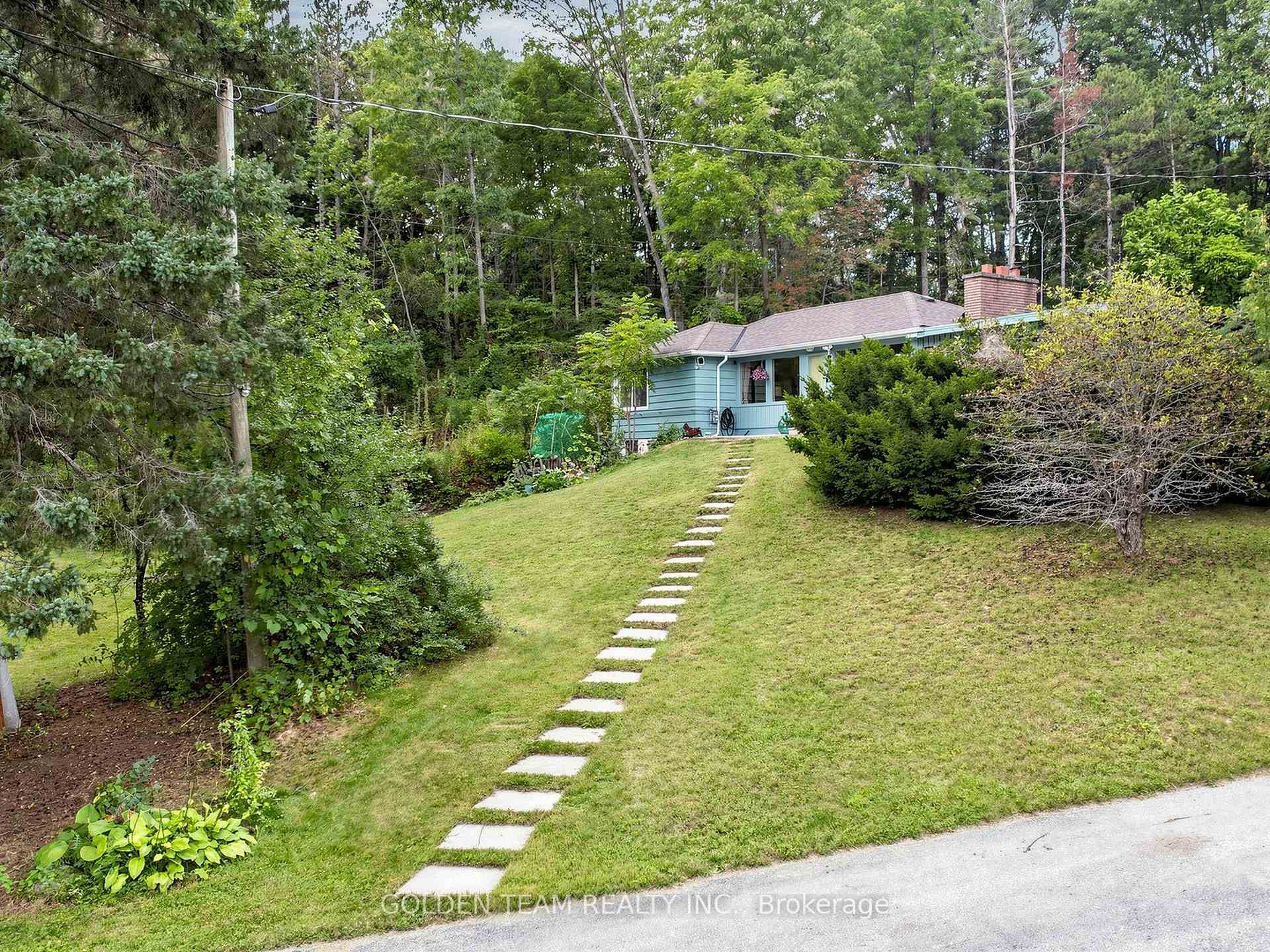 Photo 46 of 242 Ridge Road, Aurora, Aurora Estates — HOMEH