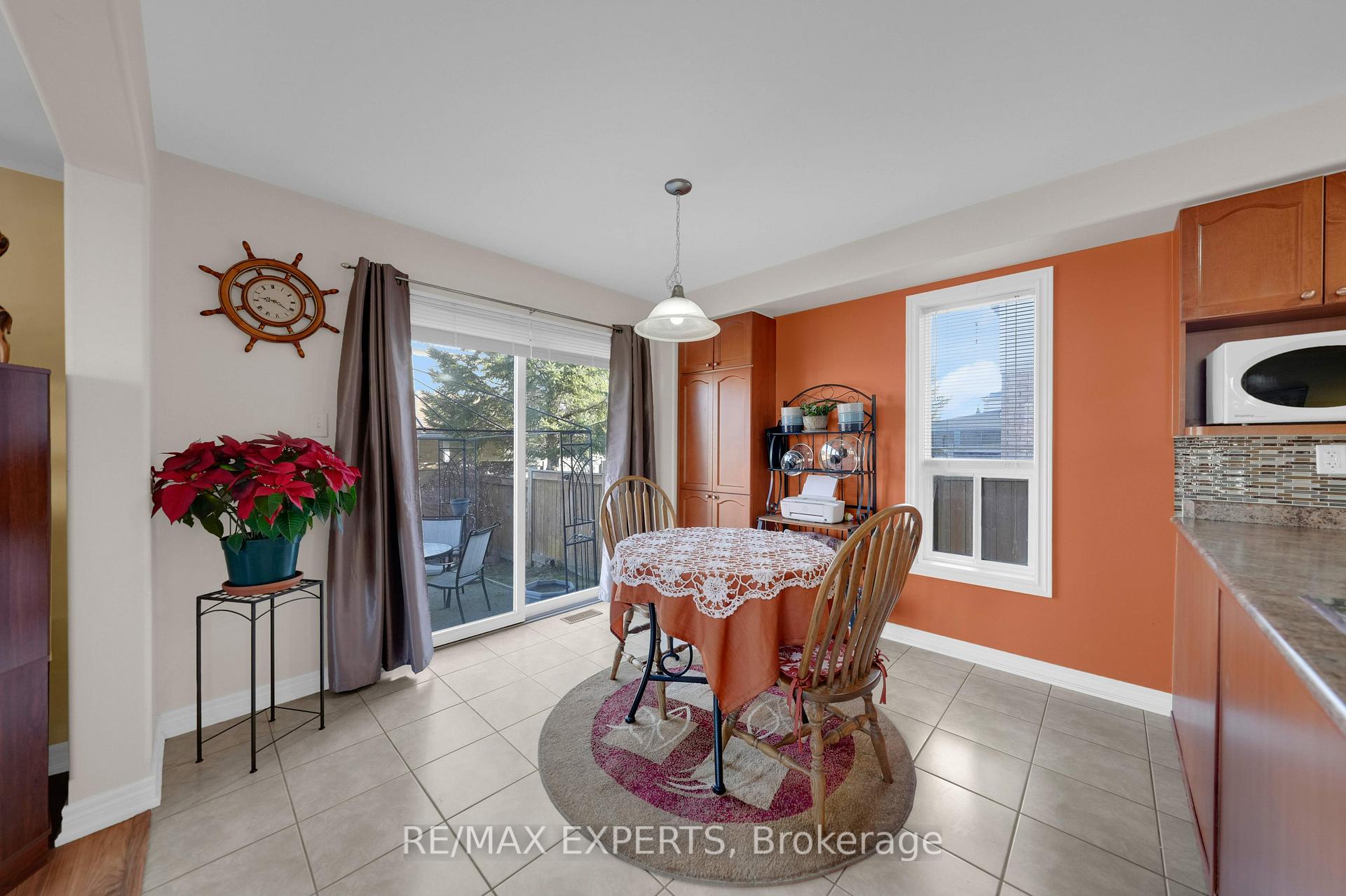 Photo 16 of 36 Anderson Road, New Tecumseth, Alliston — HOMEH