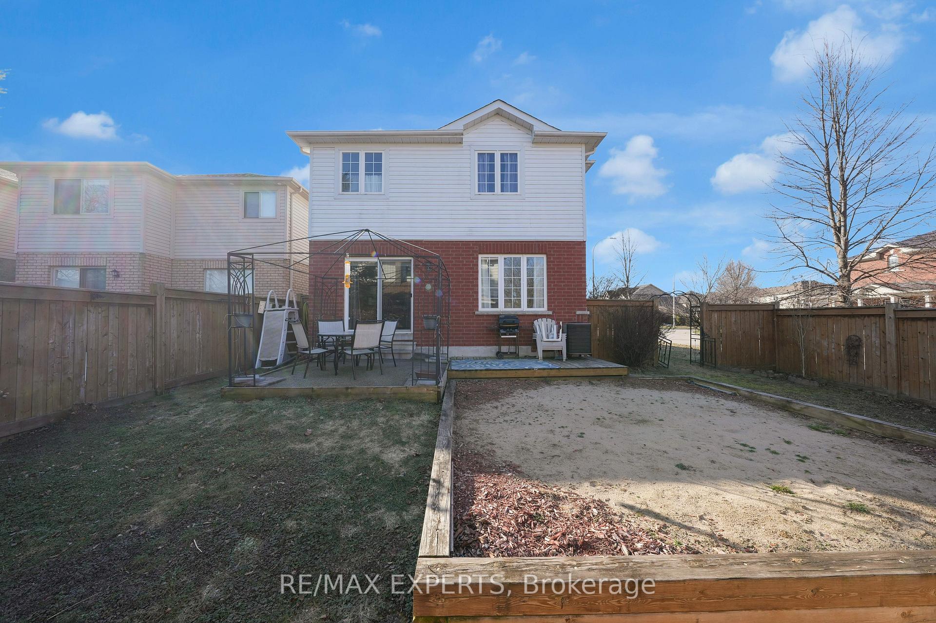 Photo 37 of 36 Anderson Road, New Tecumseth, Alliston — HOMEH