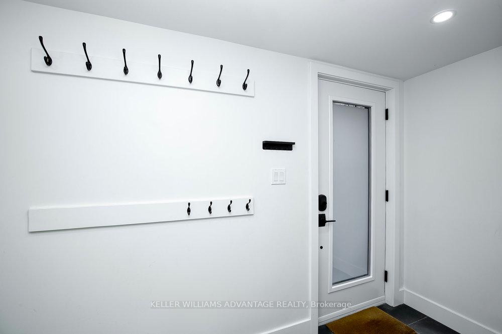 Photo 6 of Unit Lower, 325 Perth Avenue, Toronto, Dovercourt-Wallace Emerson-Junction — HOMEH