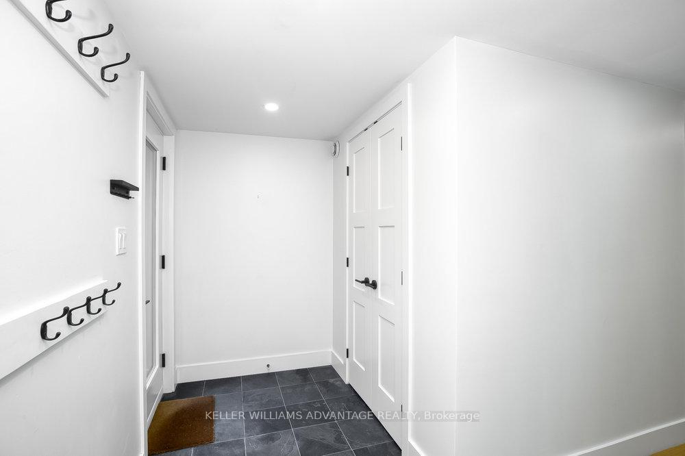 Photo 7 of Unit Lower, 325 Perth Avenue, Toronto, Dovercourt-Wallace Emerson-Junction — HOMEH