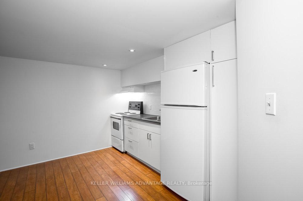 Photo 12 of Unit Lower, 325 Perth Avenue, Toronto, Dovercourt-Wallace Emerson-Junction — HOMEH