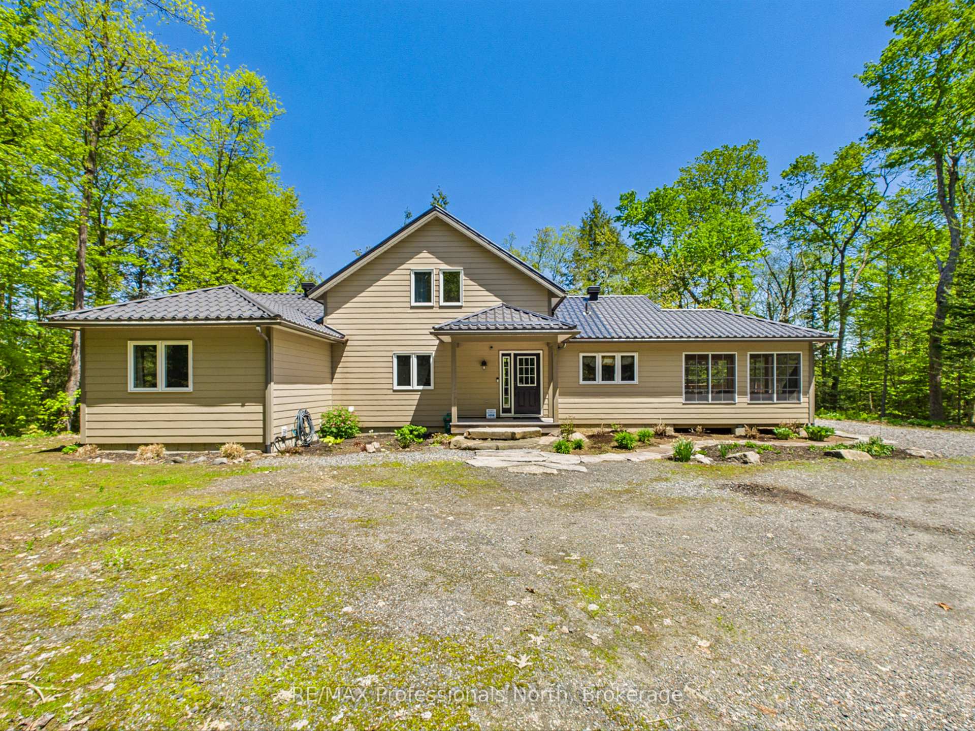 Photo 36 of 1215 118 Highway E, Bracebridge, Draper — HOMEH
