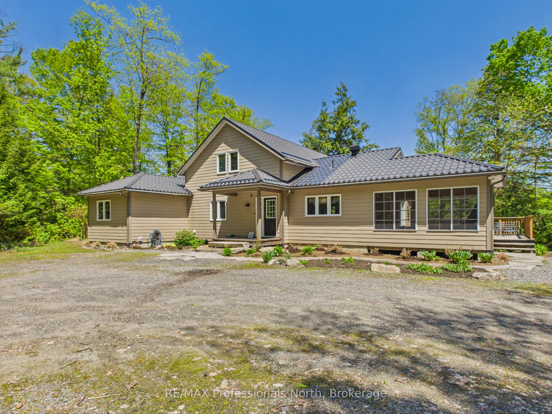 Photo 46 of 1215 118 Highway E, Bracebridge, Draper — HOMEH