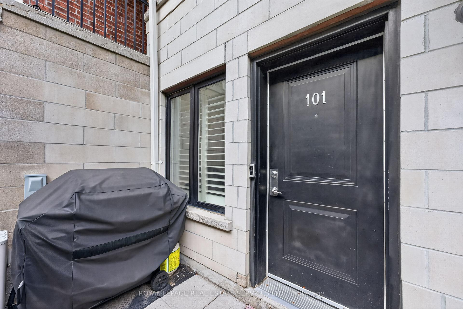 Photo 6 of Unit 101, 30 Carnation Avenue, Etobicoke, Long Branch — HOMEH